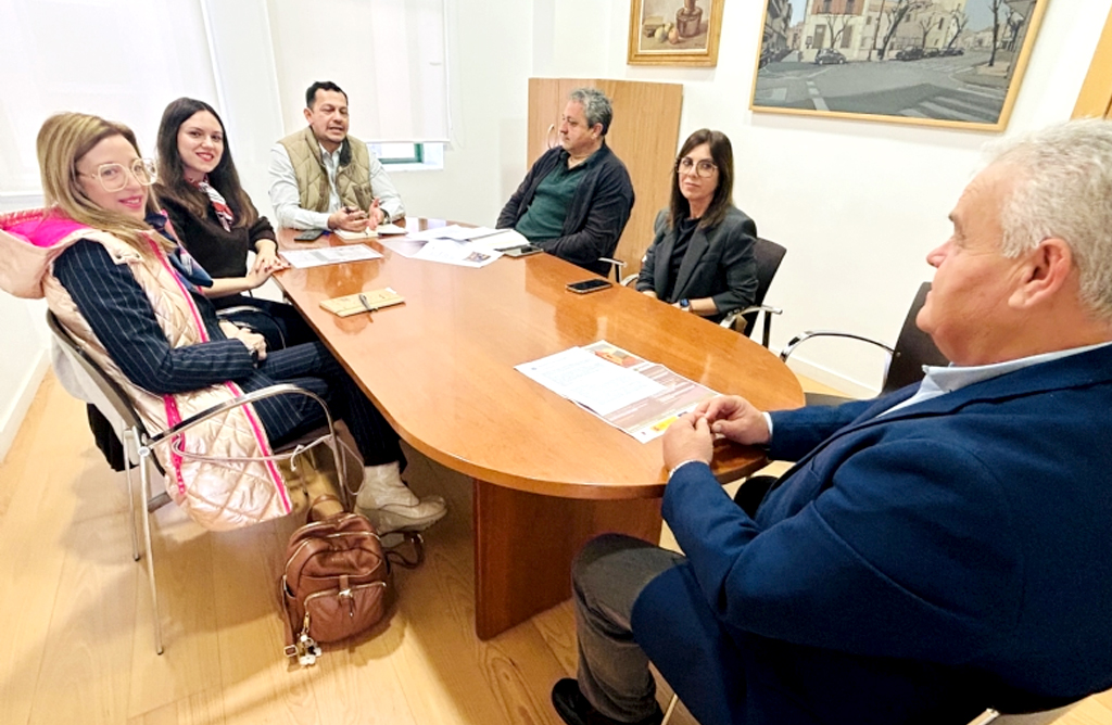 Ana Mar�a Mart�nez Casanova es la nueva presidenta de la Asociaci�n de Comerciantes de Totana